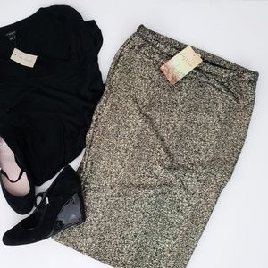 NEW Lily White Gold Shimmer Skirt w/Stretch Medium, Holiday, Sparkly